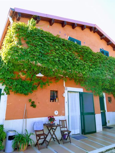 Others 2, Casale Terra Sole B&B, Bari