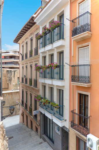 Others 2, UNIQ flats, Alicante