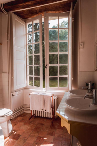 Bathroom 3, Chateau du Plessis - Anjou, Maine-et-Loire