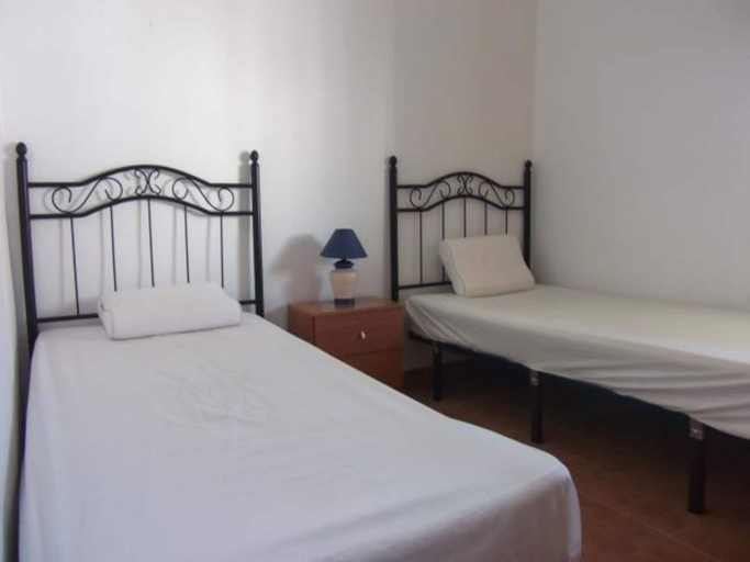 Bedroom 2, Atlanterra Apartment 103459 by MO Rentals, Cádiz