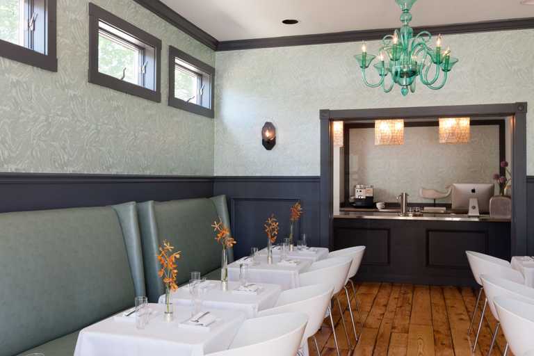Food & Drinks 5, The Attwater, Newport