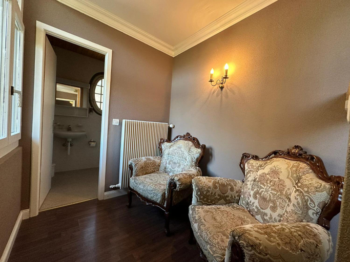 Others 5, Historisches Hotel Baren, Frutigen