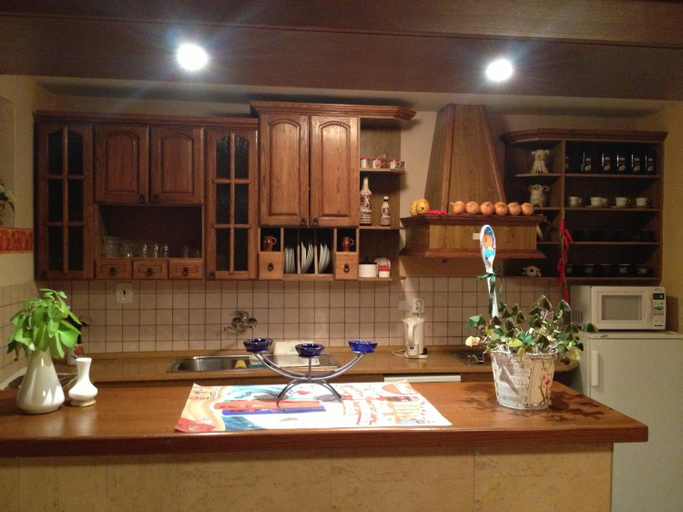 Others 4, Asso Penzion, Prievidza