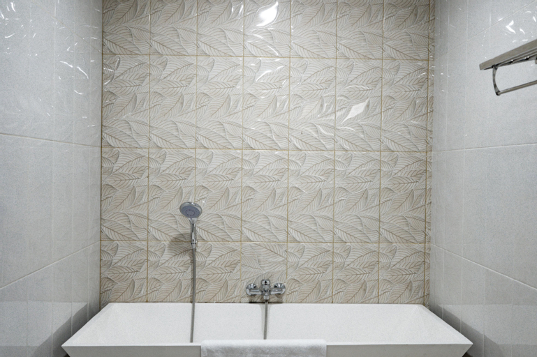 Bathroom 5