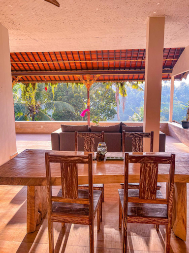 Dining Room 2