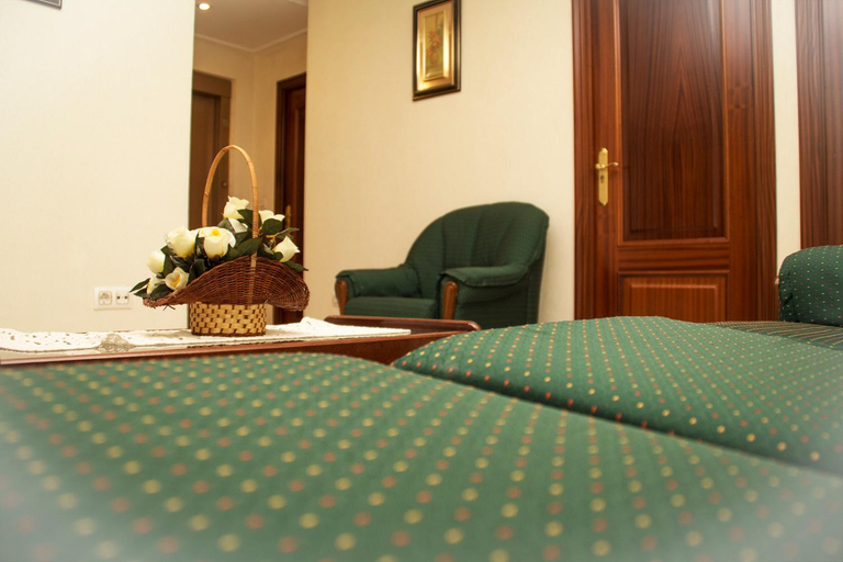 Bedroom 4, HOTEL LORENZO, Ourense