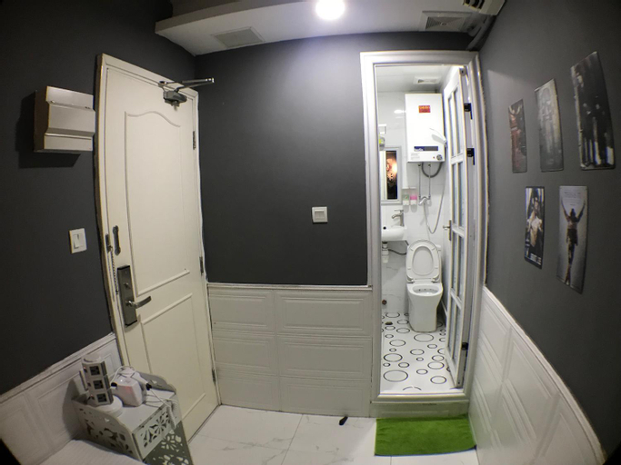 Bathroom 19