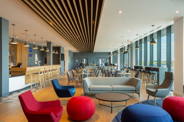 Food & Drinks 4, Holiday Inn Express Bridgwater By IHG, Somerset