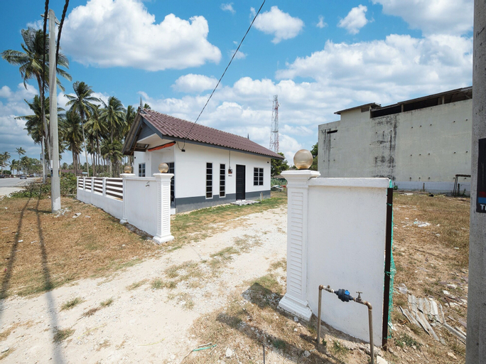 Exterior & Views 1, OYO 90976 Pantaistay baturakit, Jambi