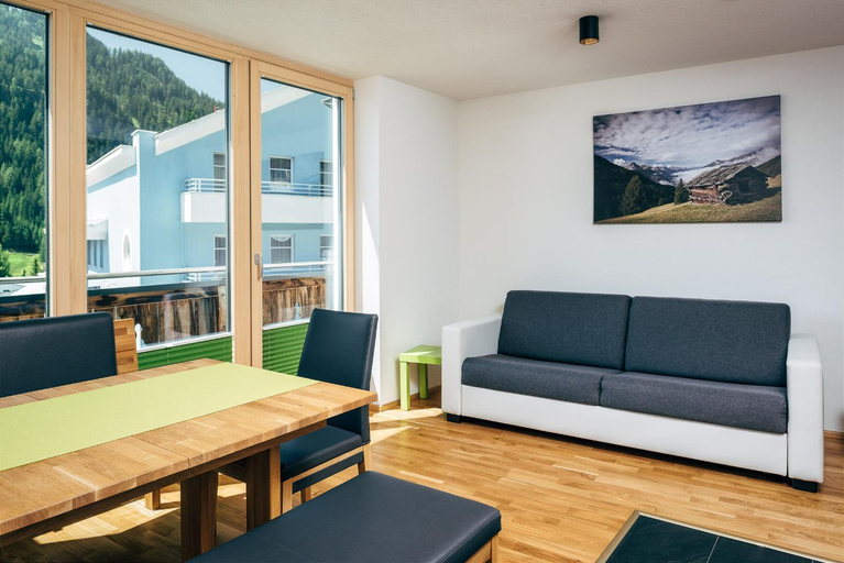 Others 5, Nowders Apartments, Landeck