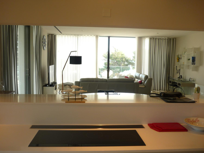 Others 2, Villa Maxima, Var