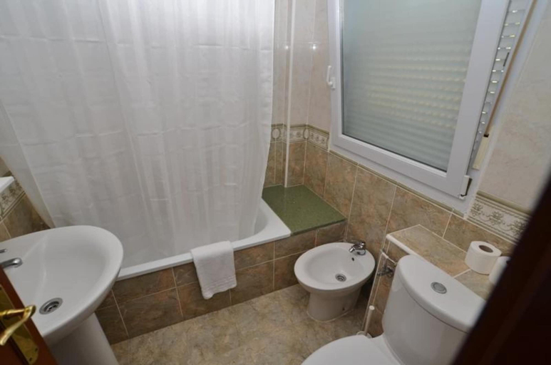 Bathroom, Apartment in Arnuero, Cantabria 102902 by MO Rentals, Cantabria