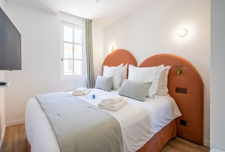 Bedroom 4, Résidence Saint-Tropez FENIERS, Var