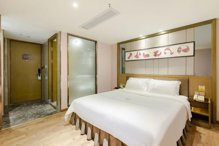 Bedroom 18