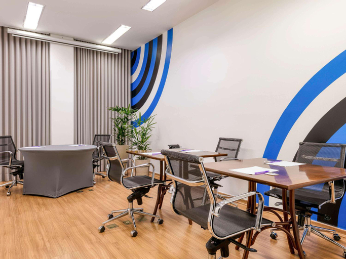 Business Facilities 24