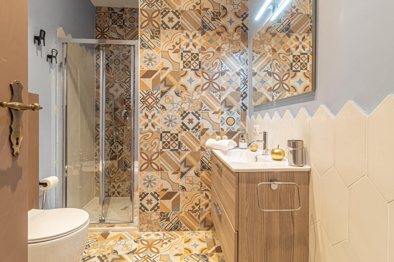 Bathroom 8