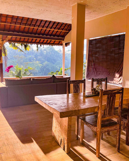 Dining Room 9