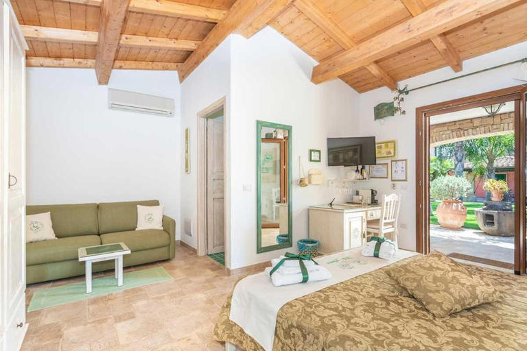 Bedroom 3, Villa Flumini, Cagliari