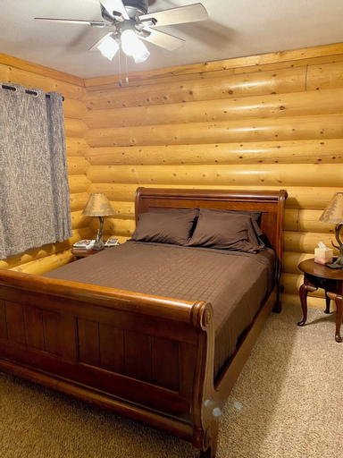 Bedroom 3, Meandering Moose Lodging, Matanuska-Susitna
