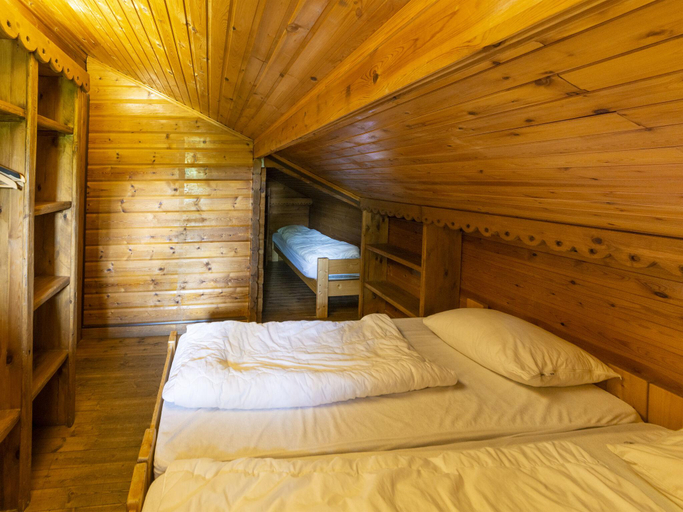 Bedroom 2, Majestic chalet in Durbuy 200 meters from the Golf, Luxembourg