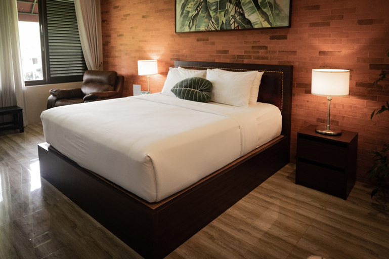Bedroom 14