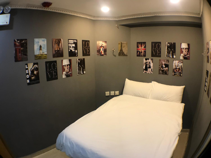 Bedroom 26