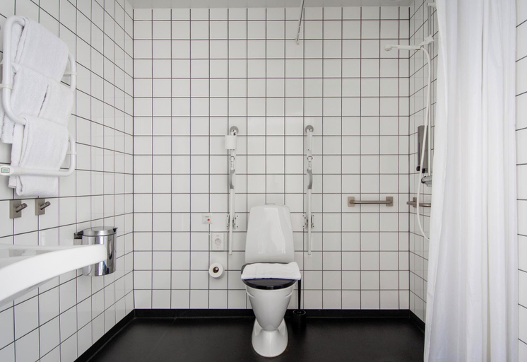 Bathroom 5, Kviberg Park Hotel & Conference, Göteborg