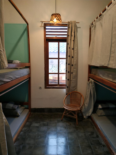 Bathroom 8