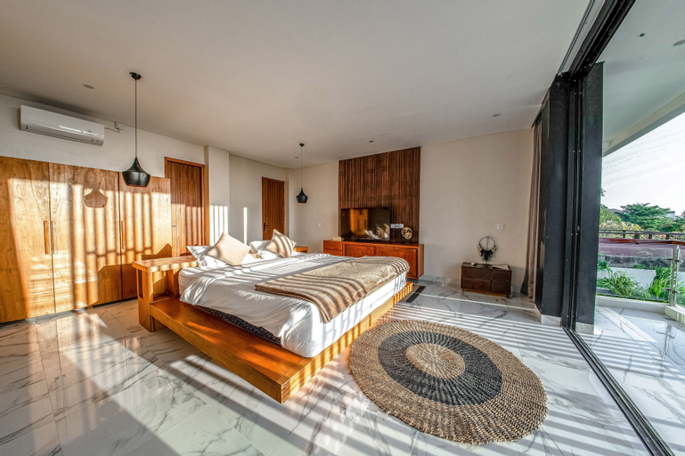 Bedroom 30
