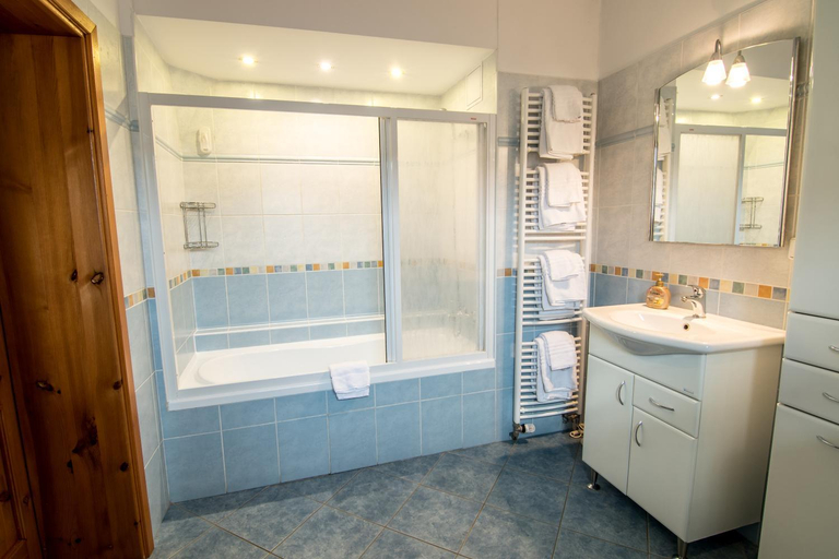Bathroom 3, Tylova Apartments, Kutná Hora