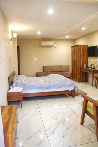 Bedroom 2, Devraha Seva Ashram - Vrindavan, Mathura