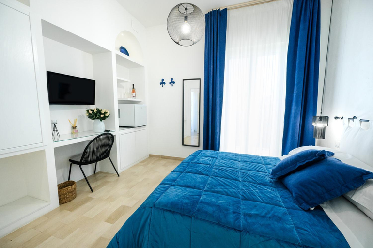 Others 4, Aurelia Sea View, Brindisi