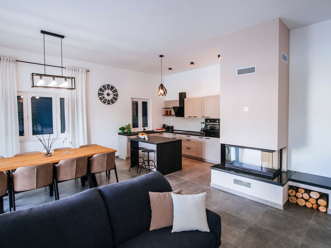 Others 5, Villa With Private Pool and Garden, Novigrad