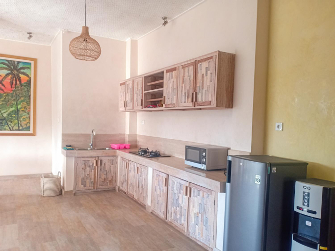 Dining Room 16