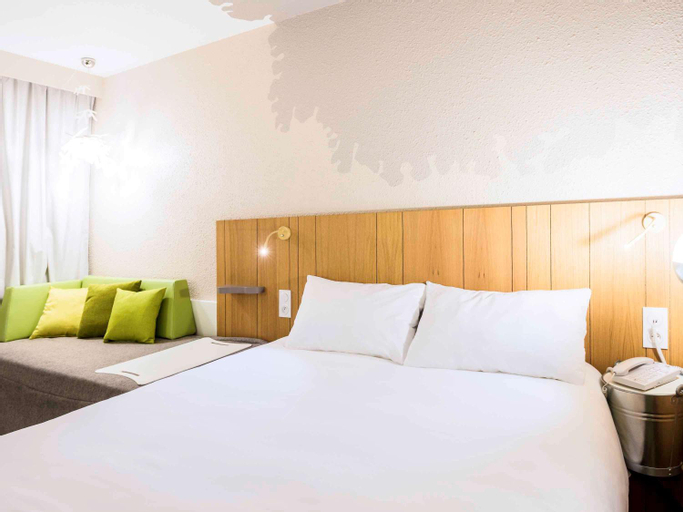 Bedroom 14