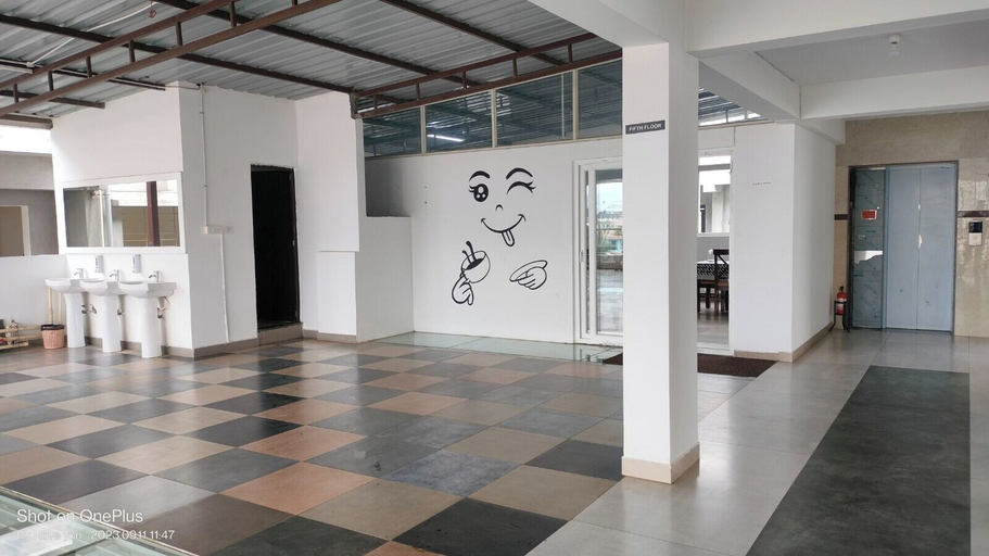 Others 4, Yahweh Suites, Bangalore