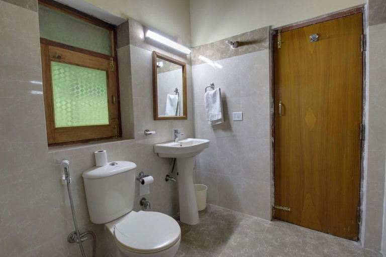 Bathroom, Eco Lodge Chevron, Almora