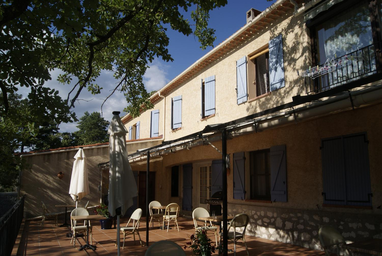 Others 4, Le Bosquet, Var