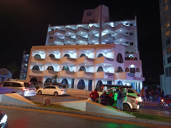 Exterior & Views 2, Essen's Hotel, Mazatlán