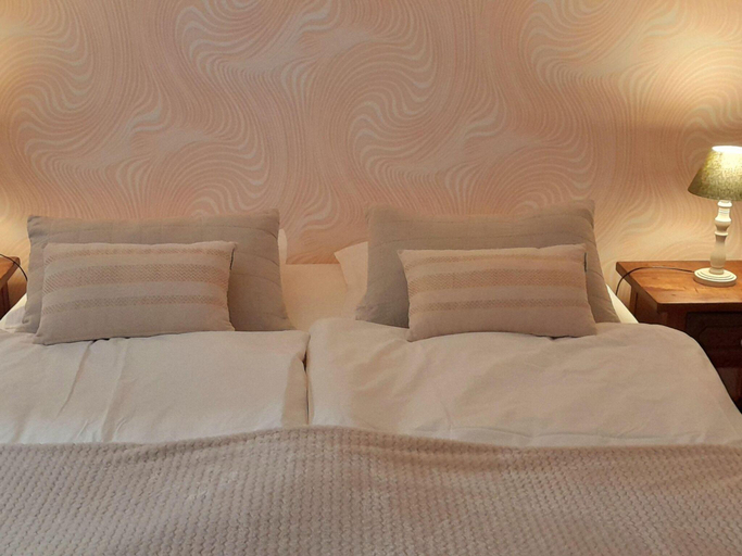 Bedroom 2, Apartment in Dambach near Vineyards, Bas-Rhin