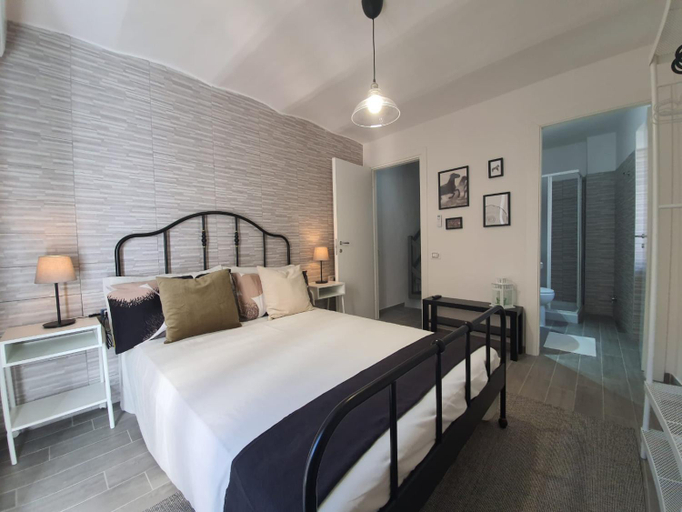 Others 5, CASA DINA - Fondi Vertice Rooms, Latina