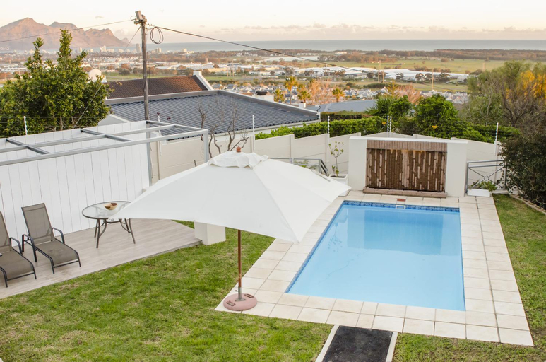Sport & Beauty 5, Somerset View Guest House, City of Cape Town