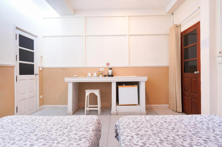 Bedroom 16