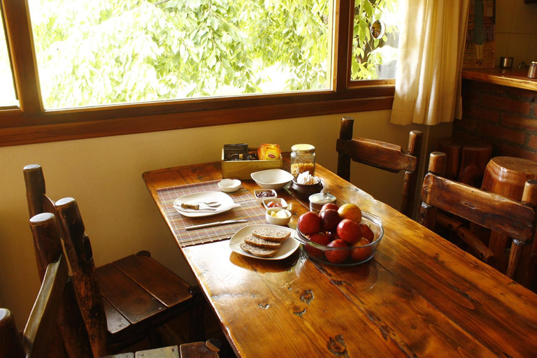 Others 2, Huala Hosteria, Cushamen