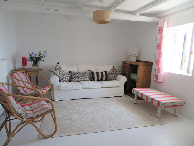 Others 5, Sarakinatika House, Ionian Islands