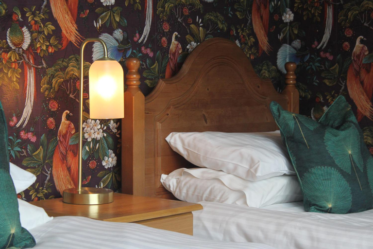 Bedroom 2, Waverley B & B, Somerset