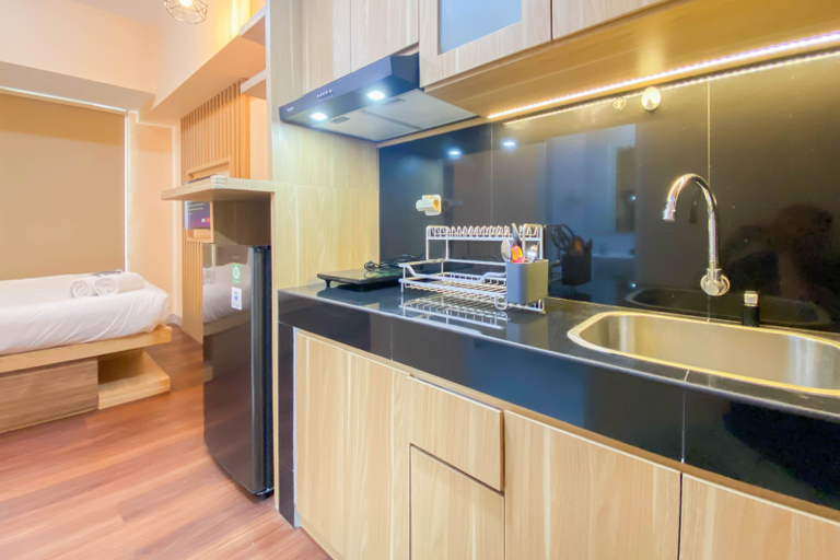 Others 3, Good and Simply Studio Tokyo Riverside PIK 2 Apartment By Travelio, Tangerang