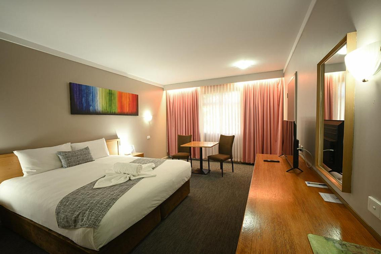 Bedroom 2, Hospitality Kalgoorlie, SureStay by Best Western, Kalgoorlie/Boulder