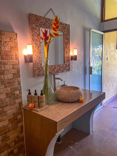 Bathroom 4