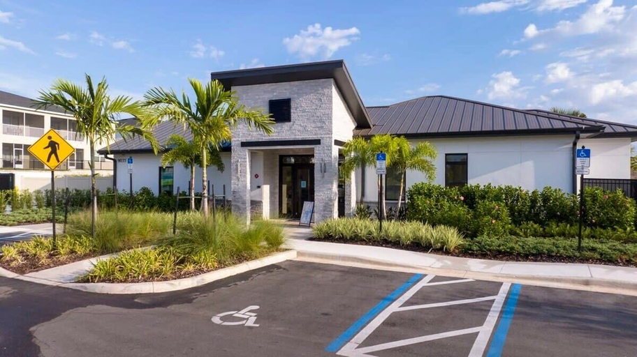 Water park 3, Family Friendly 3Bd Close to Disney @Champions Gate 991, Osceola